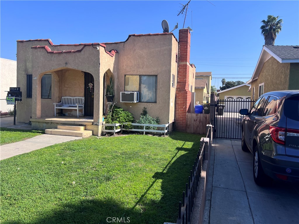 8954 South Gate South Gate, CA 90280 - Photo 4 of 31