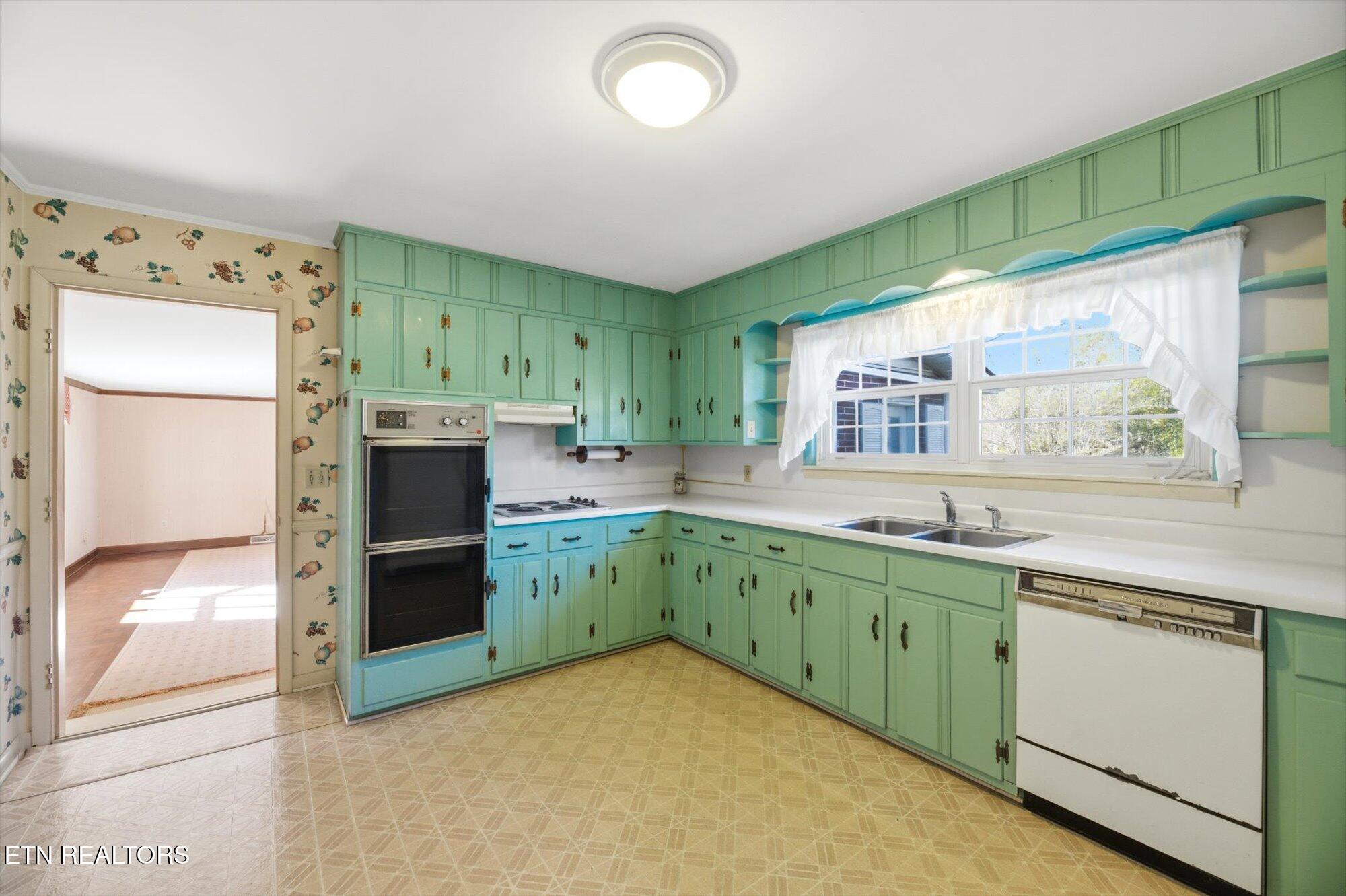 226 Hiwassee Road Madisonville, TN 37354 - Photo 13 of 57 15-226-Hiwassee-Rd-Madisonville-TN-15