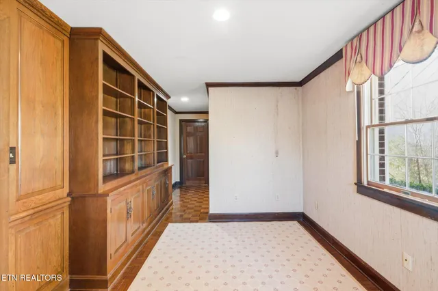 $549,900 | 226 Hiwassee Road, Madisonville, TN 37354