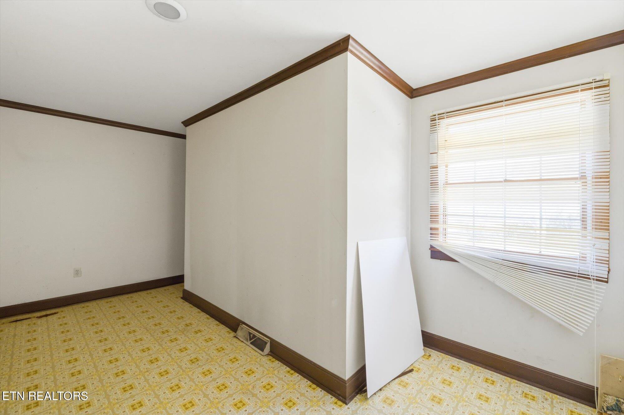 226 Hiwassee Road Madisonville, TN 37354 - Photo 23 of 57 25-226-Hiwassee-Rd-Madisonville-TN-25