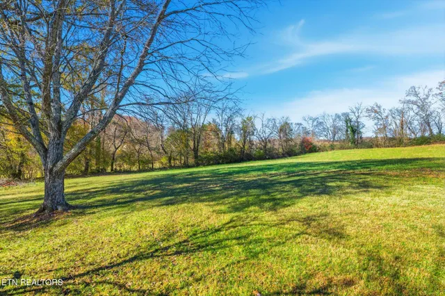 $549,900 | 226 Hiwassee Road, Madisonville, TN 37354