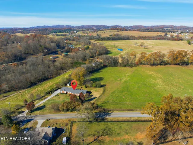 $549,900 | 226 Hiwassee Road, Madisonville, TN 37354