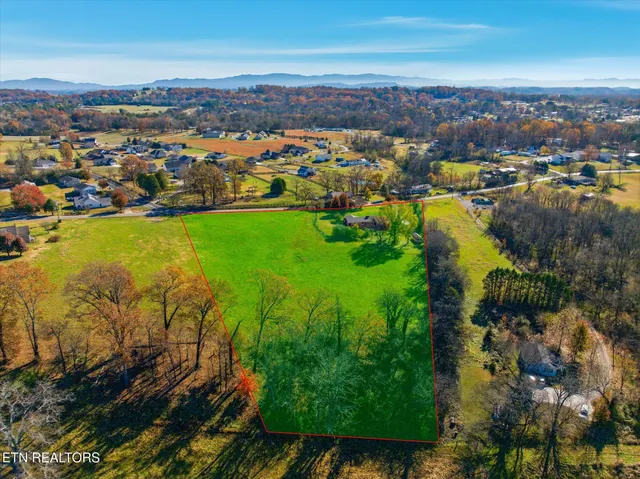 $549,900 | 226 Hiwassee Road, Madisonville, TN 37354