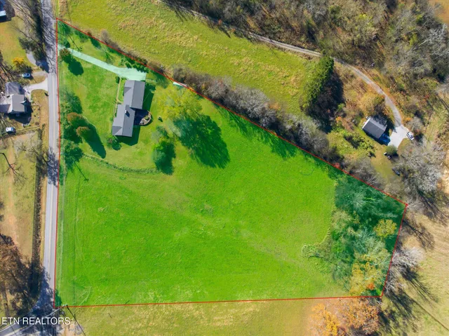 $549,900 | 226 Hiwassee Road, Madisonville, TN 37354