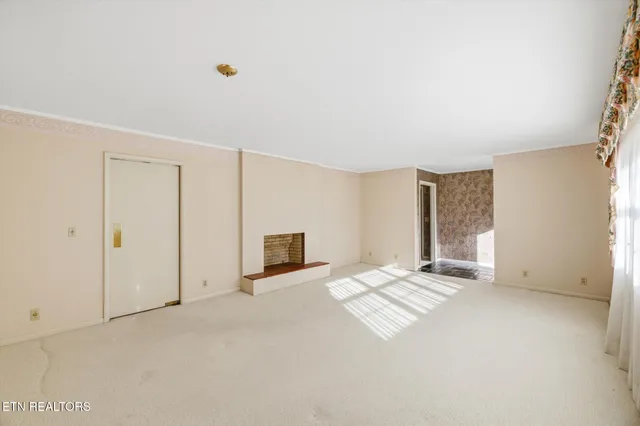 $549,900 | 226 Hiwassee Road, Madisonville, TN 37354