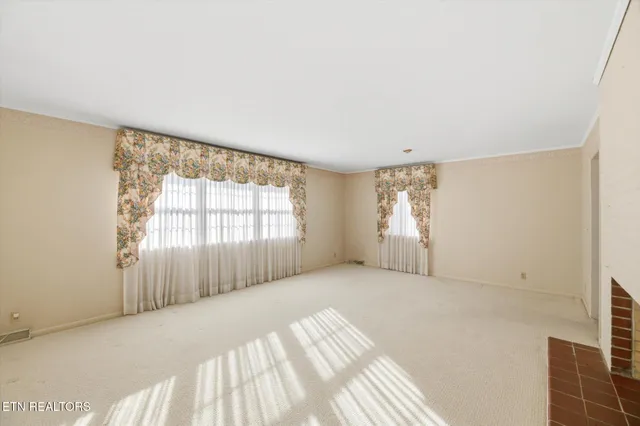 $549,900 | 226 Hiwassee Road, Madisonville, TN 37354