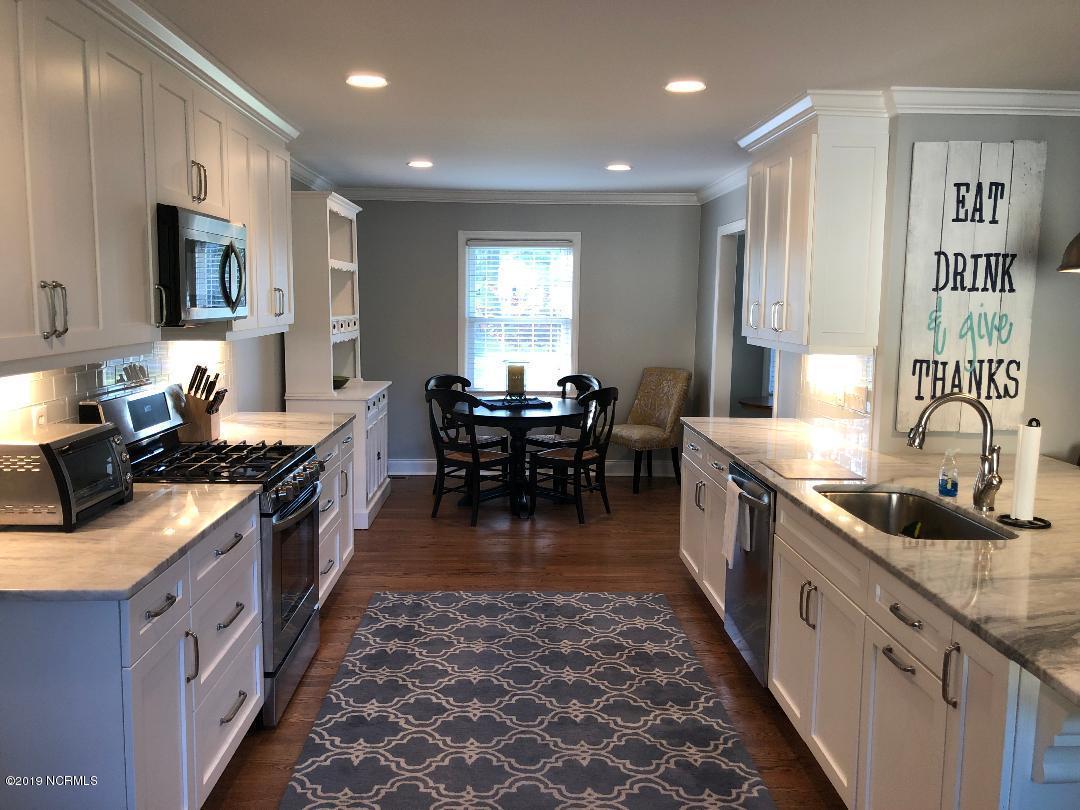 132 Windemere Road Wilmington, NC 28405 - Photo 4 of 15 thumbnail (1)