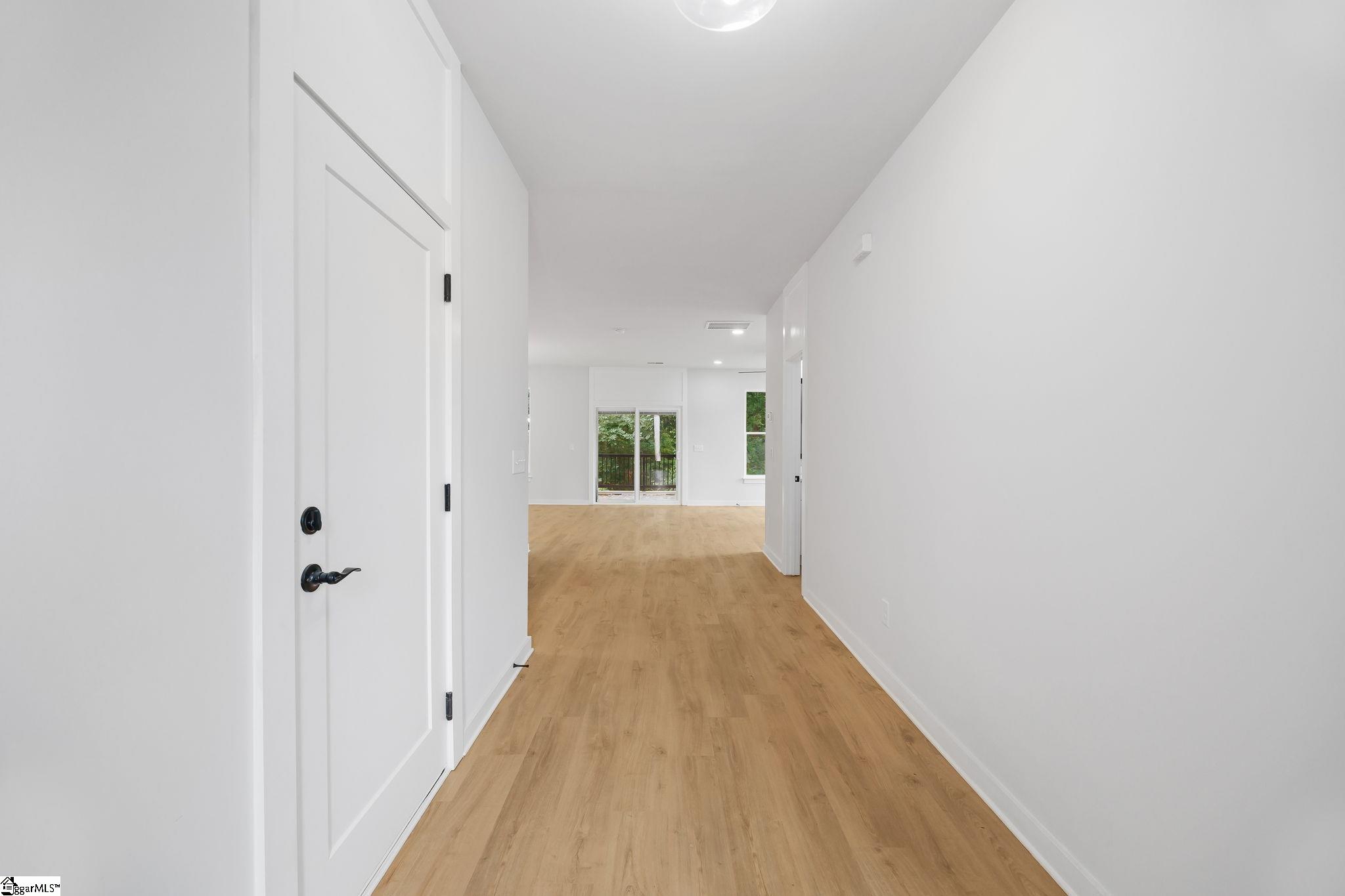 128 Lyman Avenue Duncan, SC 29334 - Photo 4 of 50