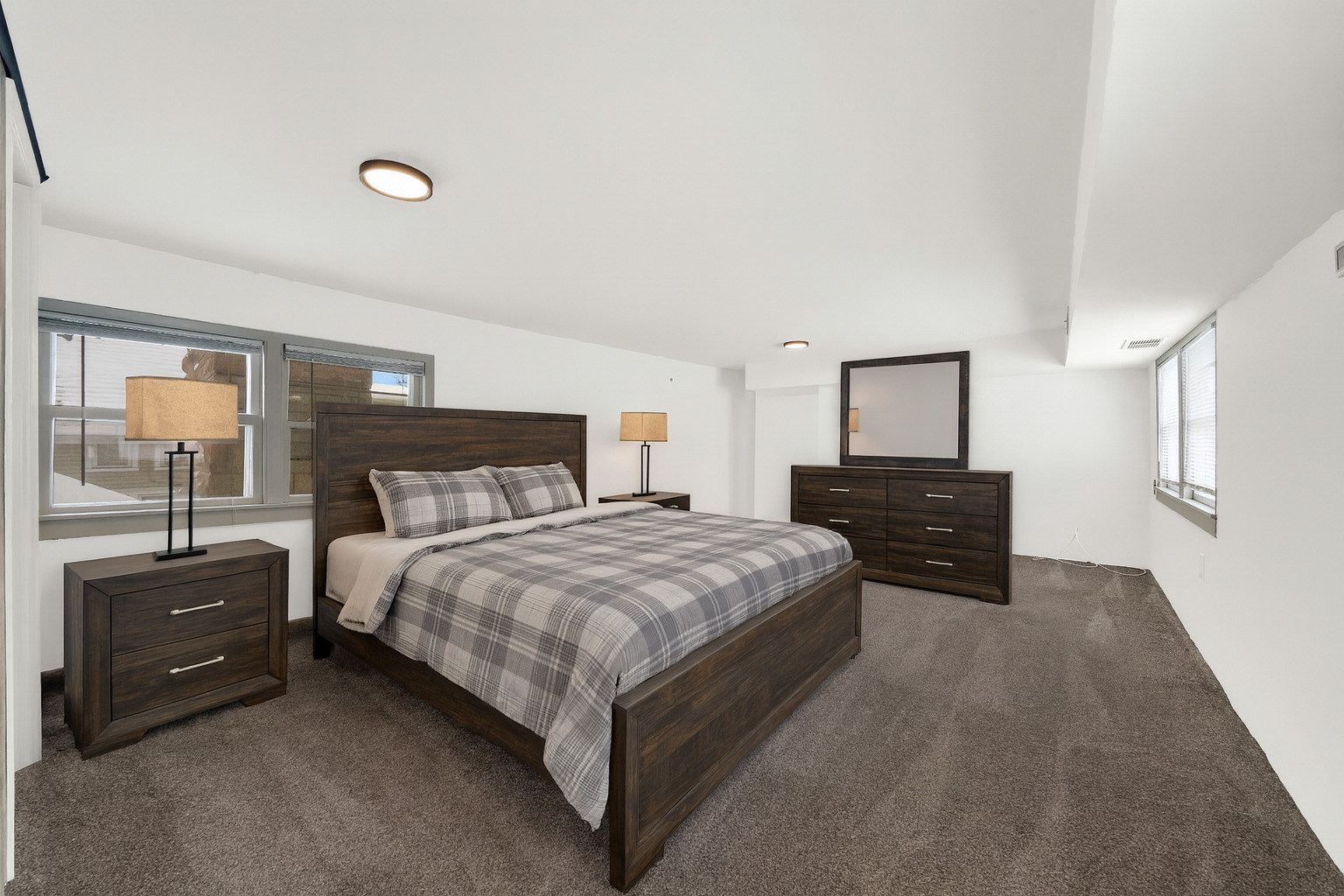 541 Charles Street Aurora, IL 60506 - Photo 20 of 38 a bed room with a bed and a television