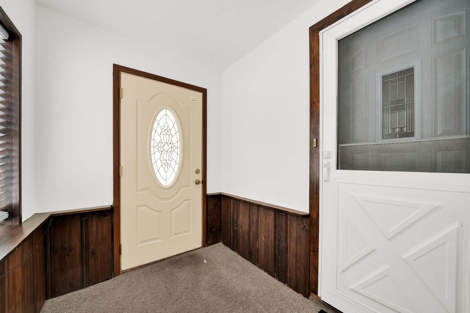 541 Charles Street Aurora, IL 60506 - Photo 26 of 38 a view of front door