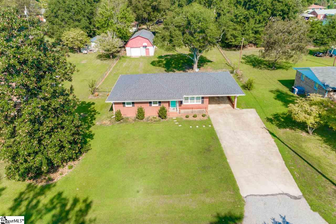 24 Spring Street Pelzer, SC 29669 - Photo 2 of 26