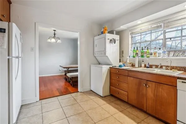 $1,995 | 318 Arabella Street, New Orleans, LA 70115