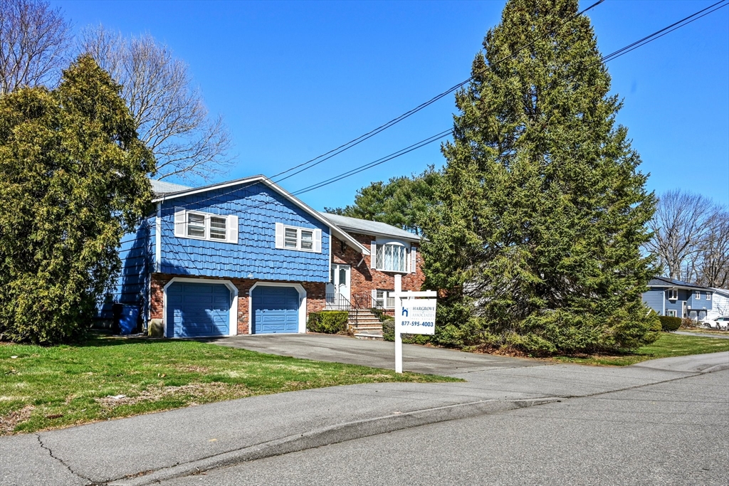 6 Gloversbrook Road Randolph, MA 02368 - Photo 1 of 25 Gallery Image 1