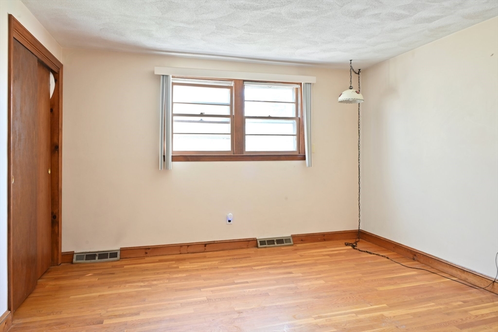 6 Gloversbrook Road Randolph, MA 02368 - Photo 15 of 25 Gallery Image 15