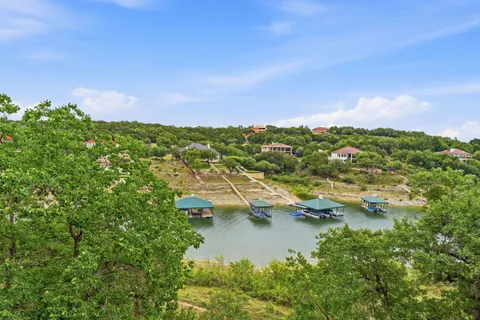 $515,000 | 1101 Ivean Pearson Road, Unit B204, Lago Vista, TX 78645
