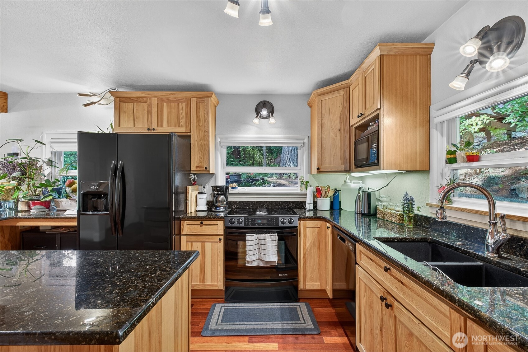 671 Chuckanut Drive North Bellingham, WA 98229 - Photo 14 of 39