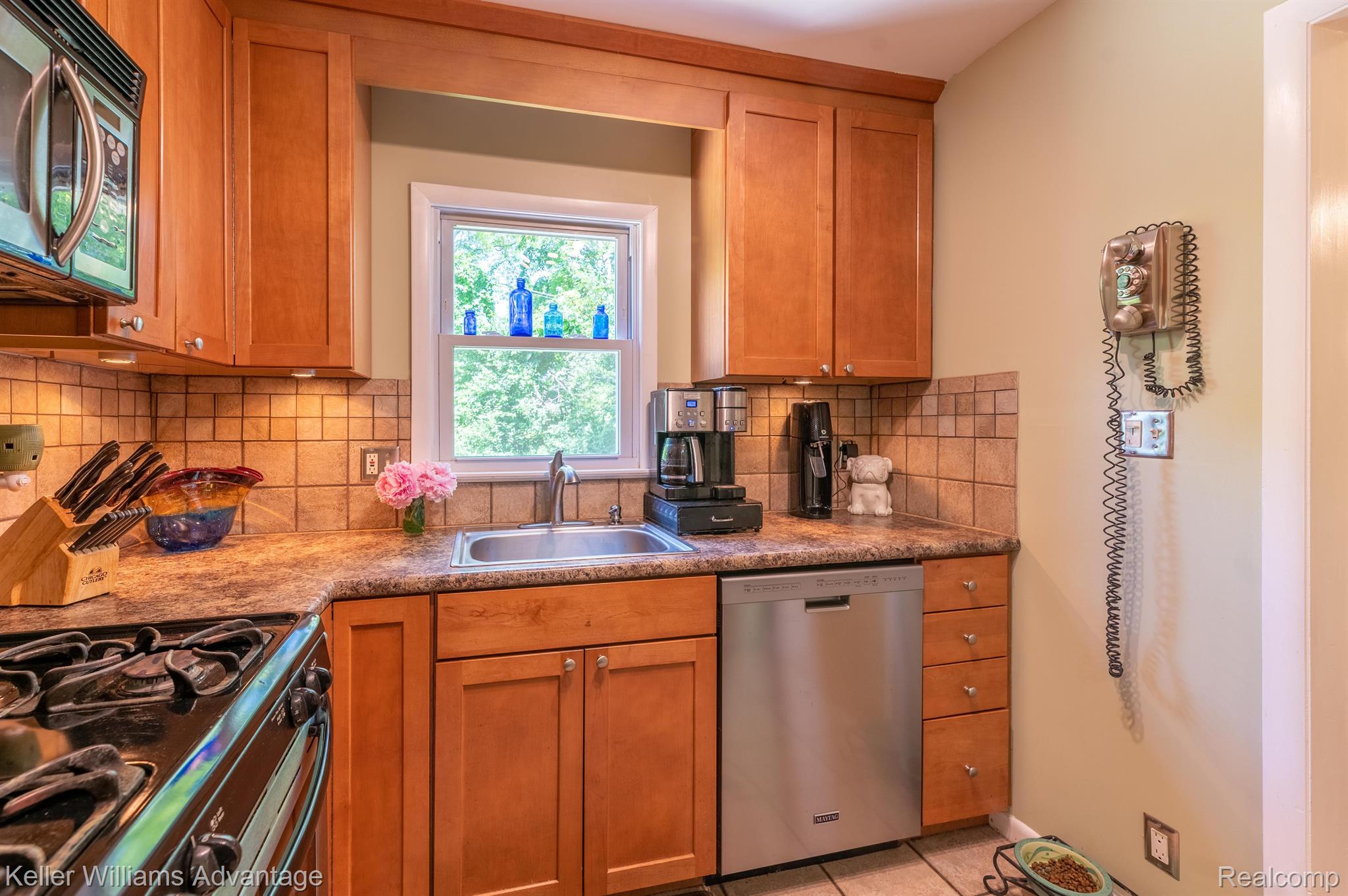 1322 Franklin Road Berkley, MI 48072 - Photo 10 of 34 Gallery Image 10
