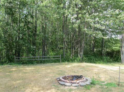 10256 West Stanley Road Flushing, MI 48433 - Photo 13 of 15 20185960-12.JPG