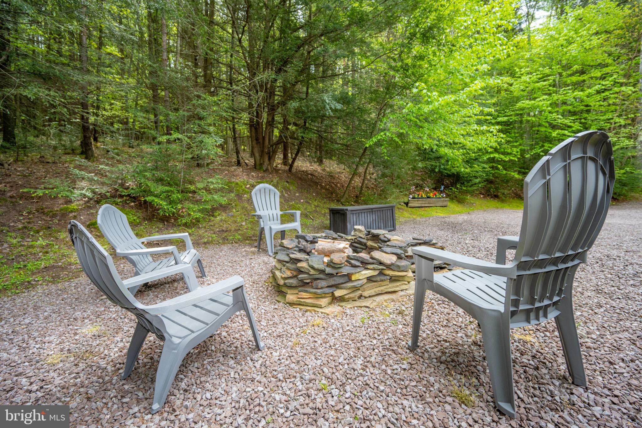 532 Pine Grove Road Lonaconing, MD 21539 - Photo 5 of 89