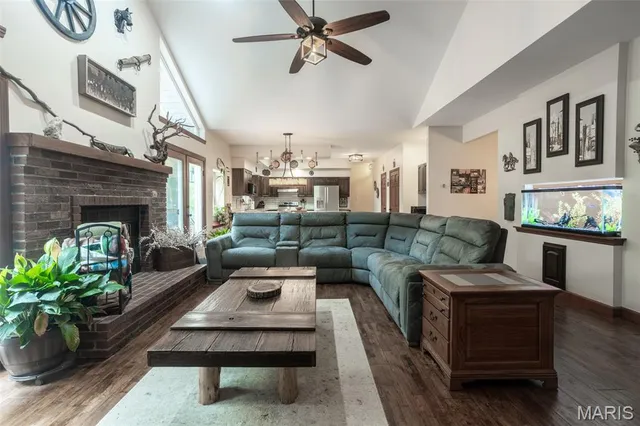 $550,000 | 179 Apache Drive, Pacific, MO 63069