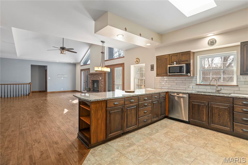 179 Apache Drive Pacific, MO 63069 - Photo 19 of 57