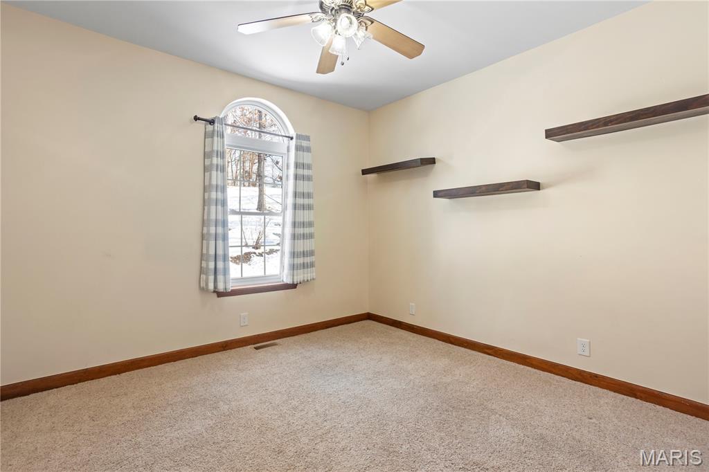 179 Apache Drive Pacific, MO 63069 - Photo 24 of 57