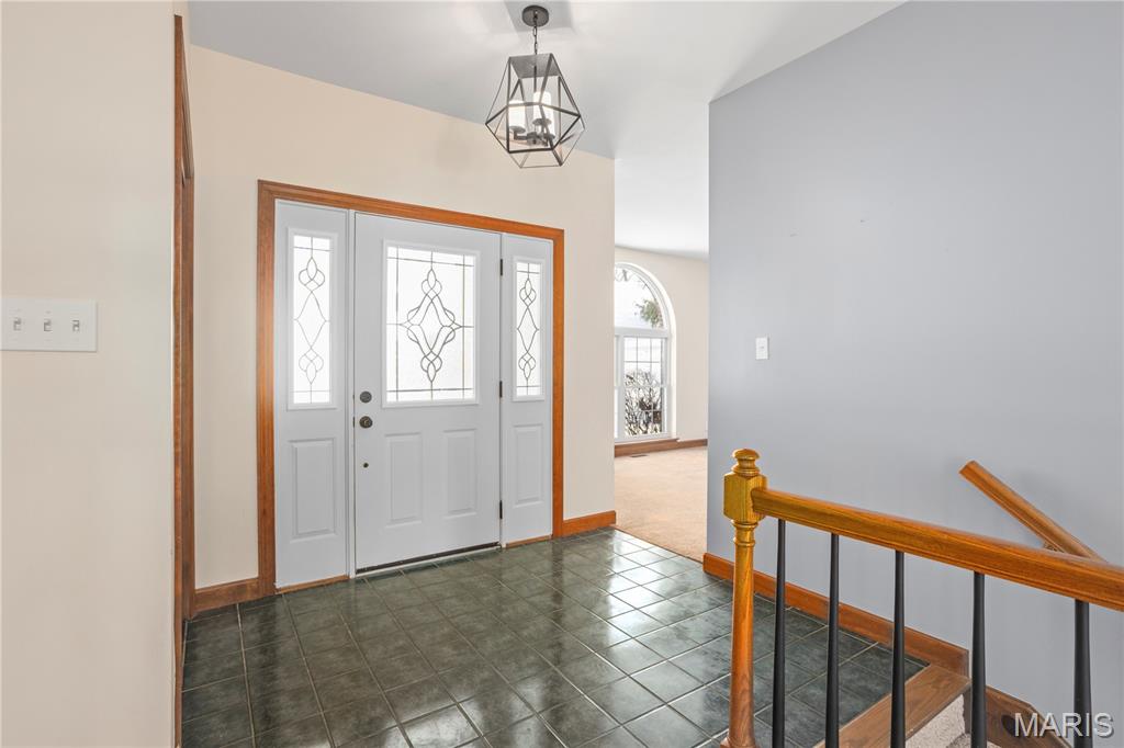 179 Apache Drive Pacific, MO 63069 - Photo 5 of 57