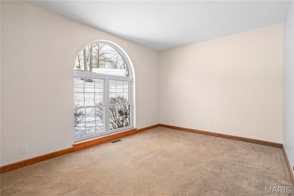 179 Apache Drive Pacific, MO 63069 - Photo 6 of 57