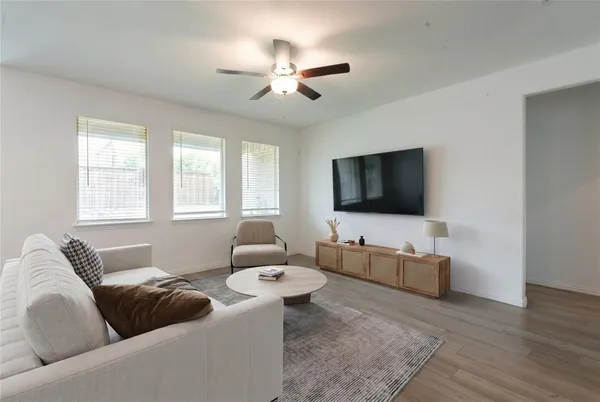 $415,000 | 6125 Fairholme Drive, Aubrey, TX 76227