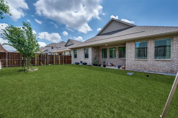 $415,000 | 6125 Fairholme Drive, Aubrey, TX 76227