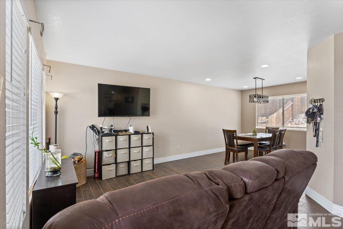 8474 Sopwith Boulevard Reno, NV 89506 - Photo 3 of 26 Photo 3