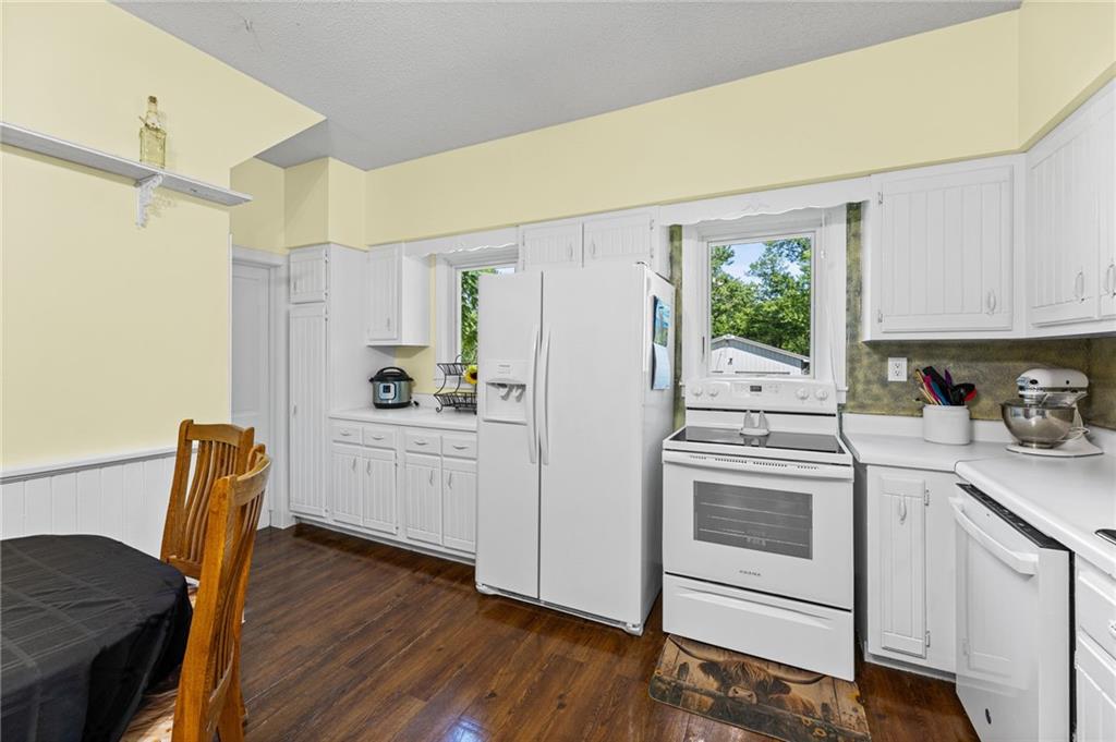 1623 Indiana Road Williamsburg, KS 66095 - Photo 6 of 47