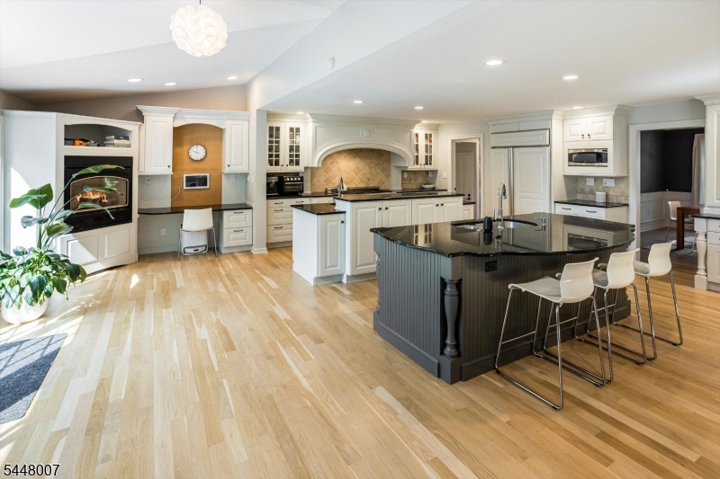 24 Coventry Road Mendham, NJ 07945 - Photo 13 of 35 Gallery Image 13