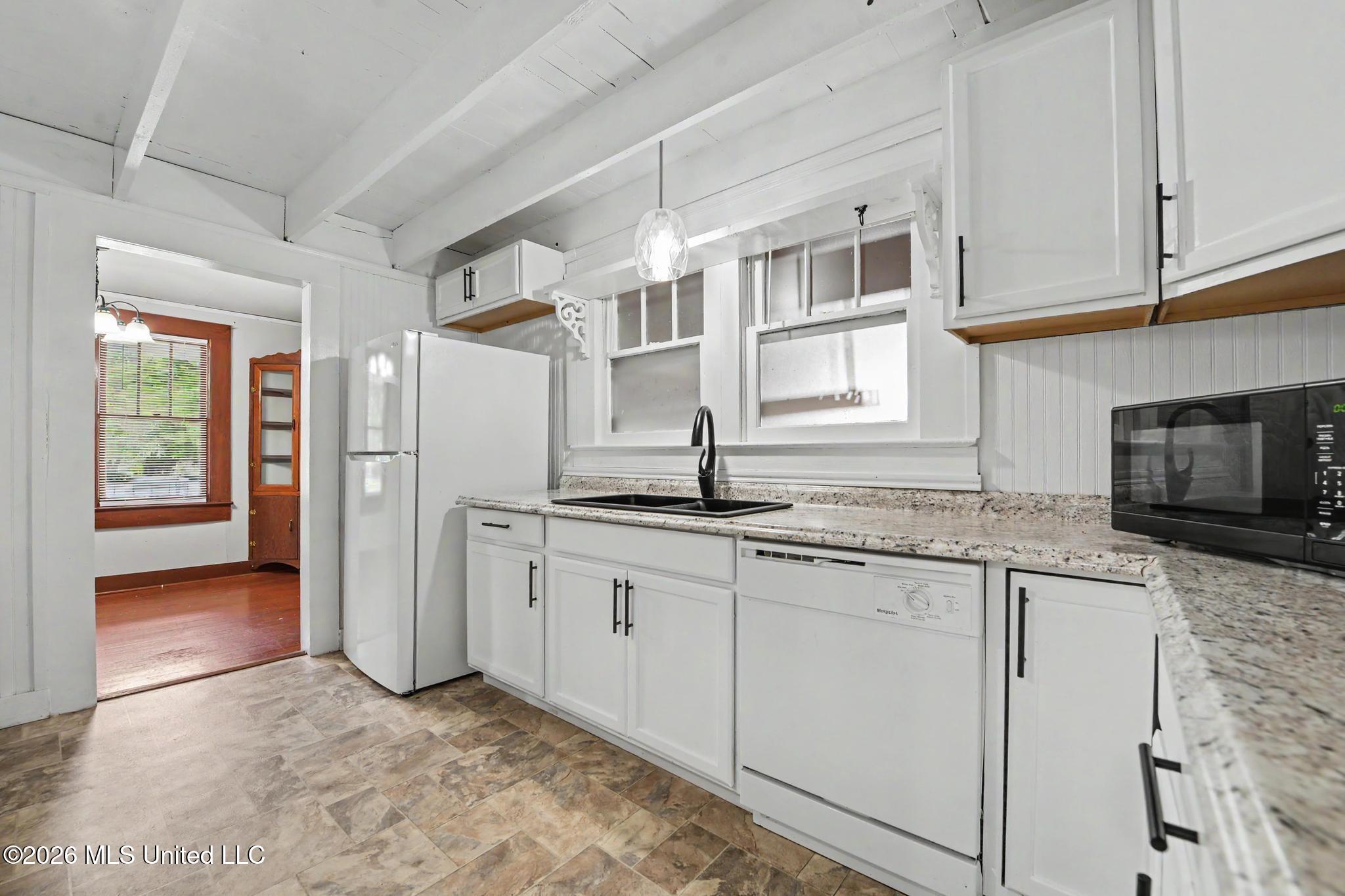 388 Oak Street Lucedale, MS 39452 - Photo 8 of 28 009