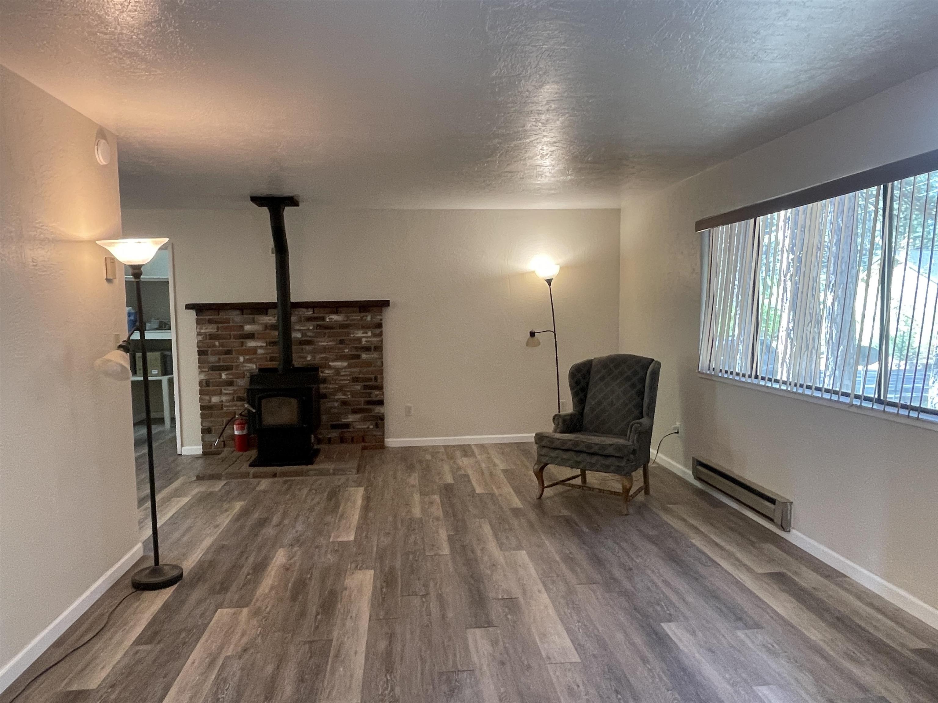 302 Mountain View Road, Unit 2 Calpine, CA 96124 - Photo 5 of 24