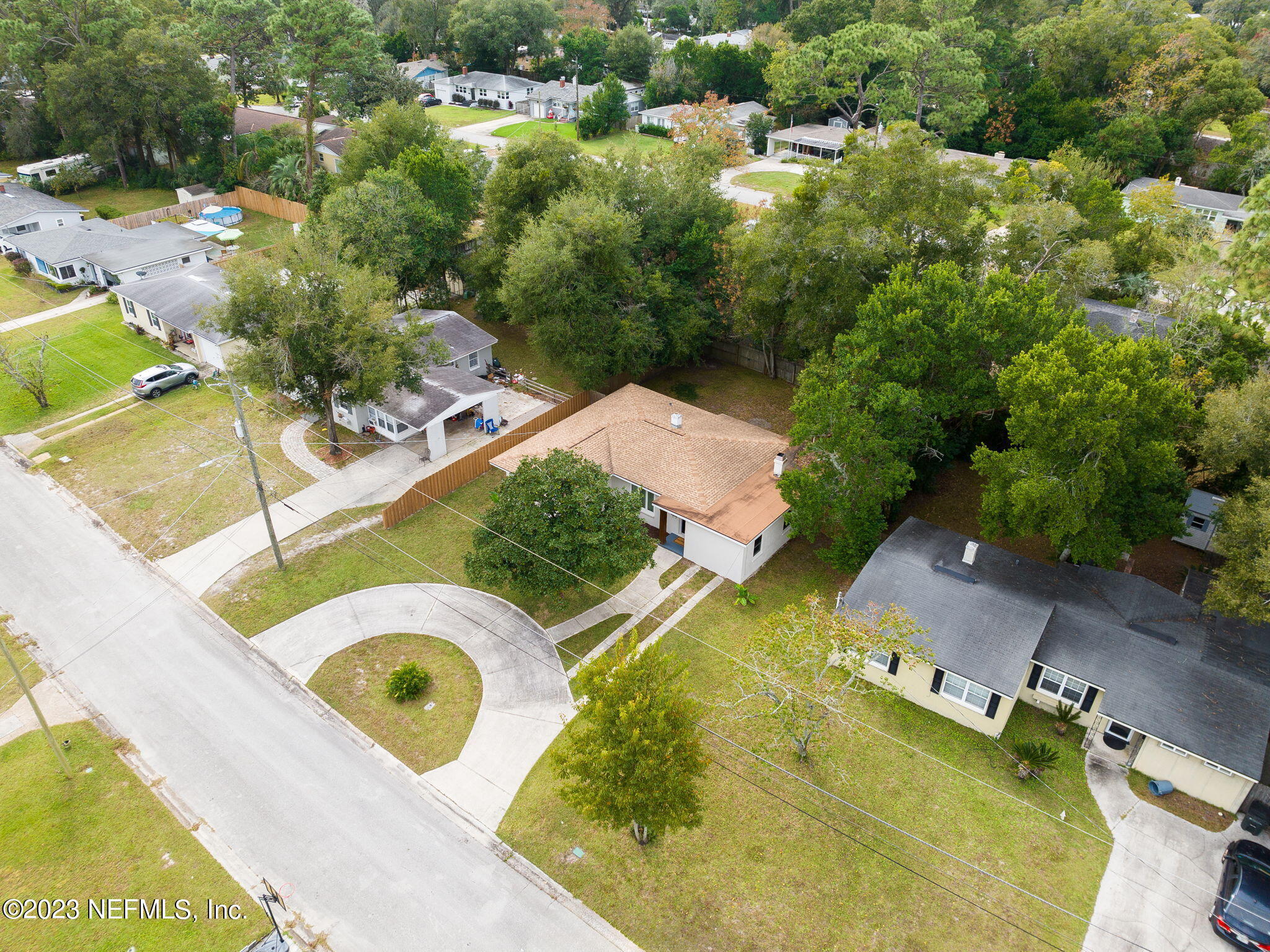 6236 Suwanee Road Jacksonville, FL 32217 - Photo 35 of 38 an aerial view of a swimming pool