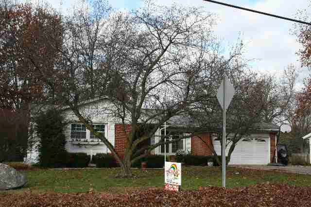 105 South Greene Road Goshen, IN 46526 - Photo 1 of 2 Gallery Image 1