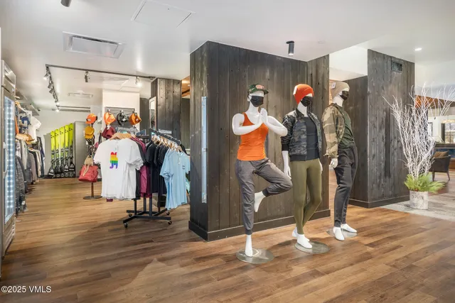 $325,000 | 352 East Meadow Drive, Unit J, Vail, CO 81657