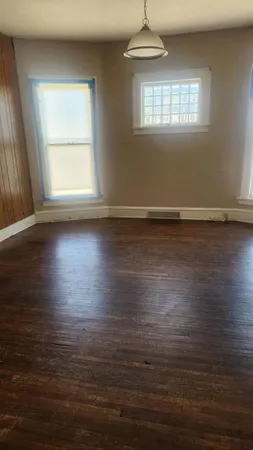 $190,000 | 735 North Court Street, Rockford, IL 61103