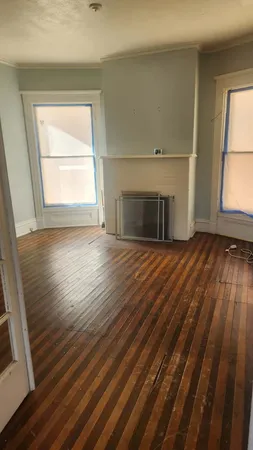 $190,000 | 735 North Court Street, Rockford, IL 61103