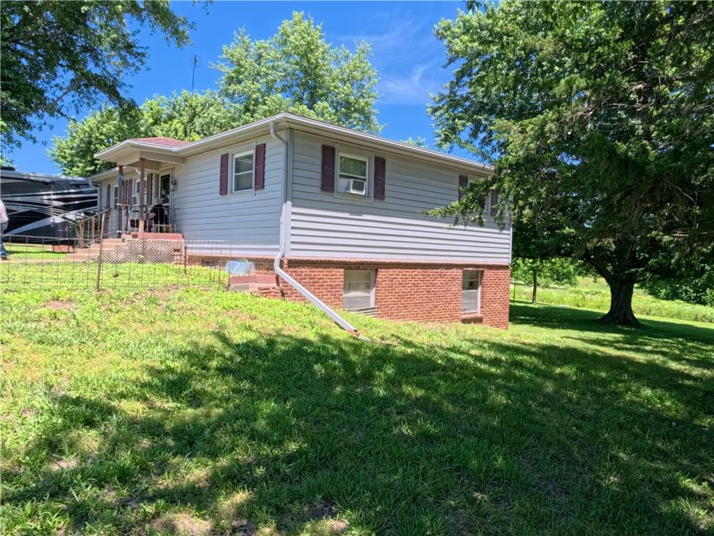 579 Hamilton Road Pomona, KS 66076 - Photo 5 of 9