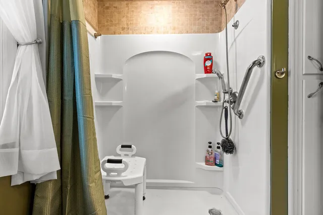 $399,900 | 793 Fredrick Court, Green Bay, WI 54313