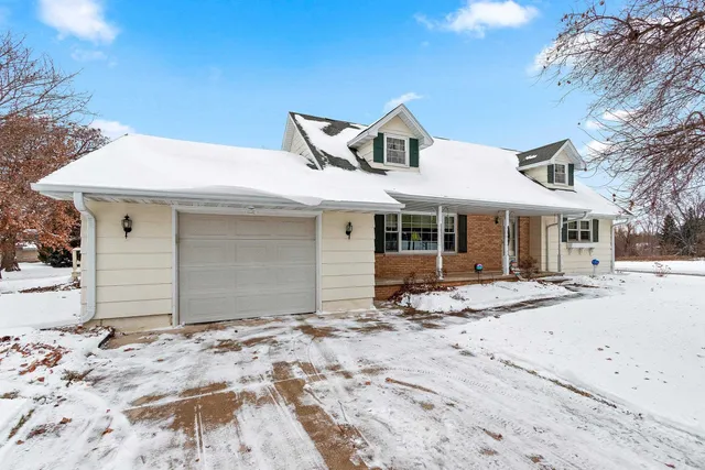 $399,900 | 793 Fredrick Court, Green Bay, WI 54313