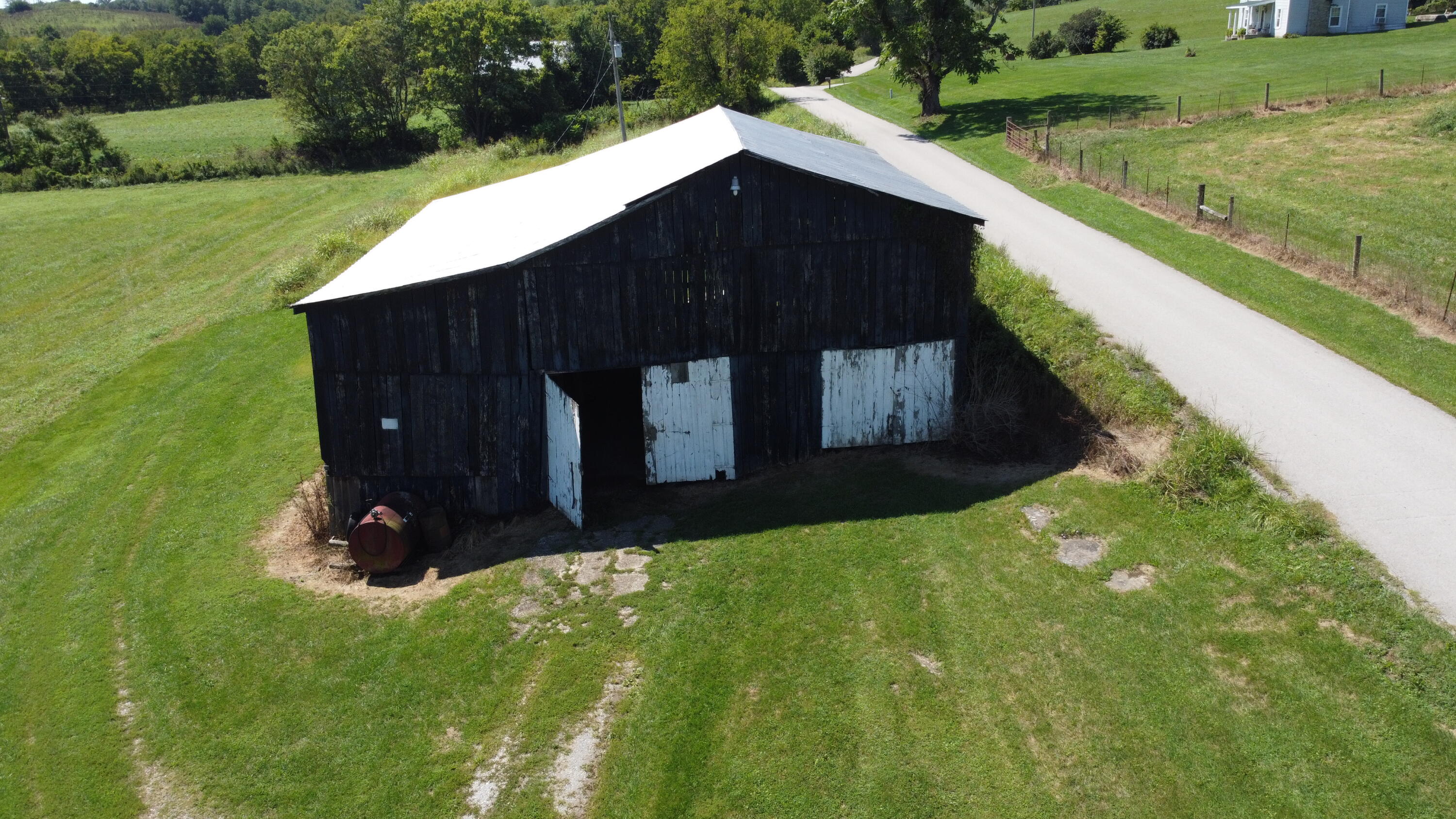 676 Plum Lick Road Paris, KY 40361 - Photo 5 of 31 DJI_0577