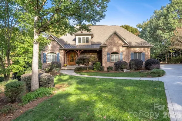$1,295,000 | 3946 Lake Spring Cove Court, Denver, NC 28037