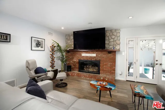 $949,900 | 16600 Nordhoff Street, North Hills, CA 91343