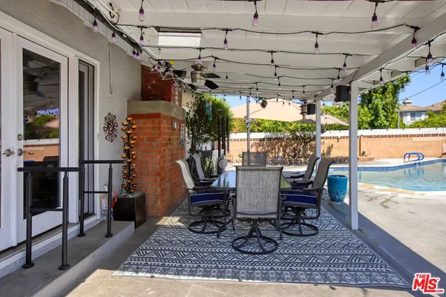 $949,900 | 16600 Nordhoff Street, North Hills, CA 91343