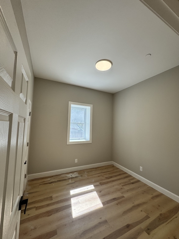 605 Millbury Street Worcester, MA 01607 - Photo 28 of 33