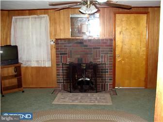 360 Church Road Mohnton, PA 19540 - Photo 5 of 12 Family Room