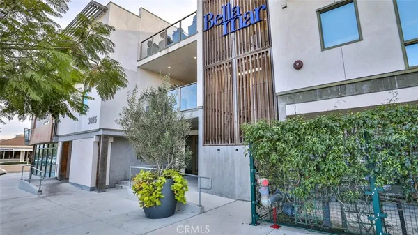 $1,399,000 | 3025 Byron Street, Unit 201, San Diego, CA 92106